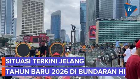 Situasi Jelang Tahun Baru 2026 Di Bundaran HI: Panggung-Tenda Sudah Berdiri, Warga Ramai Swafoto