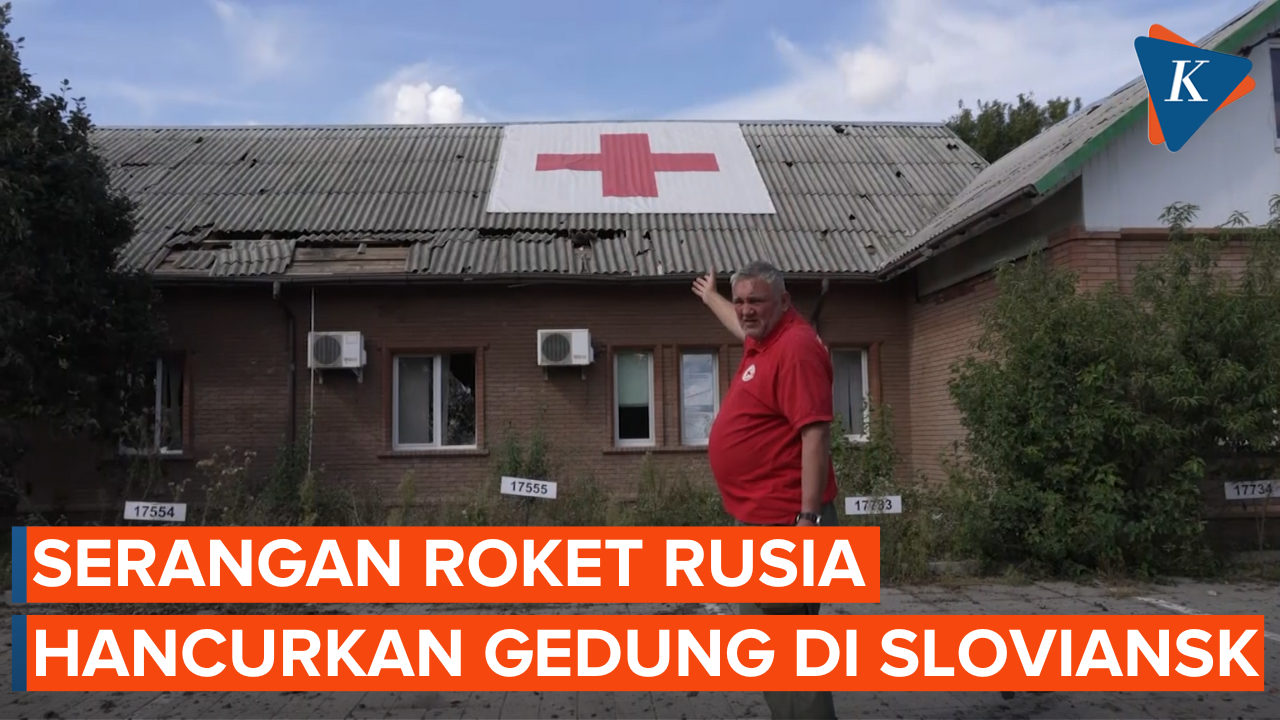 Gedung Palang Merah Ukraina Hancur di Sloviansk