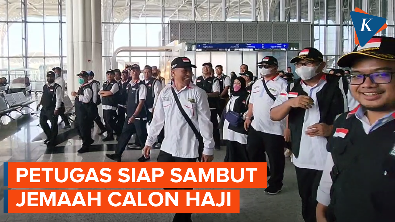 Petugas Siap Menyabut Jemaah Calon Haji di Bandara Amma Madinah