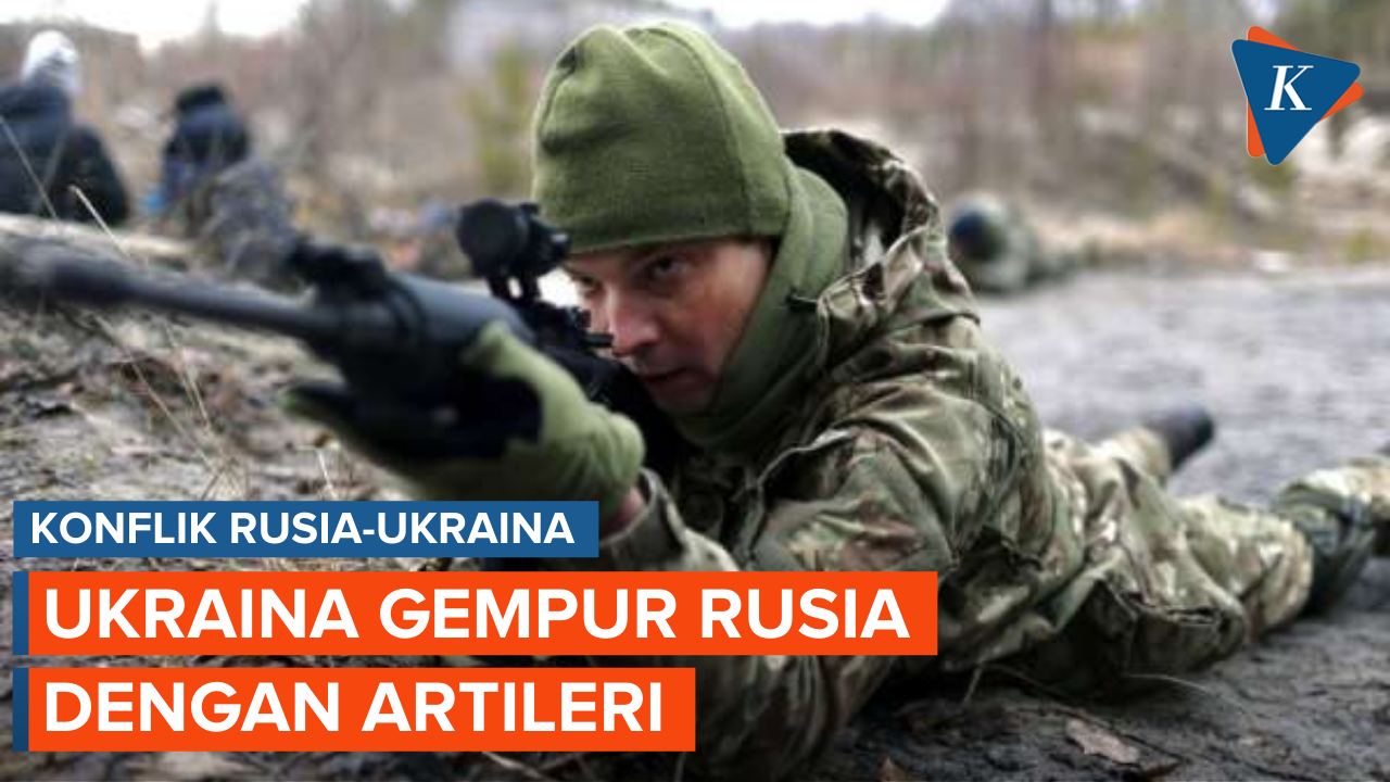 Pasukan Ukraina menggempur posisi Rusia dengan tembakan artileri
