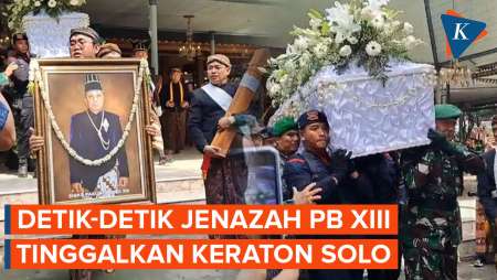 Detik-detik Jenazah PB XIII Tinggalkan Keraton Surakarta, Diiringi Isak Tangis Dan Penghormatan