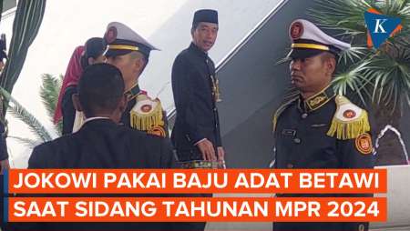 Momen Kedatangan Jokowi untuk Pidato Kenegaraannya yang Terakhir, Pakai Baju Adat Betawi