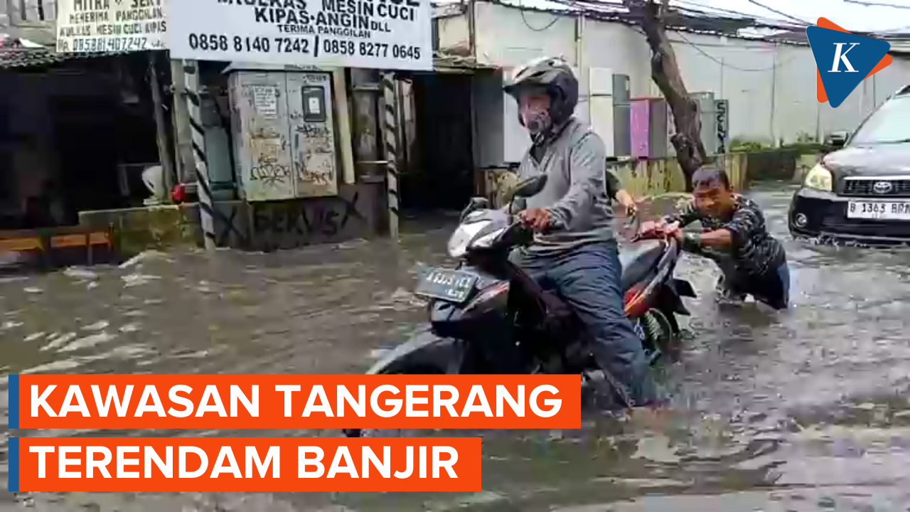 Imbas Diguyur Hujan Deras, Jalan KH Ahmad Dahlan Tangerang Tergenang Banjir