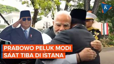 Momen Peluk Hangat Prabowo Sambut PM India Narendra Modi Di Istana