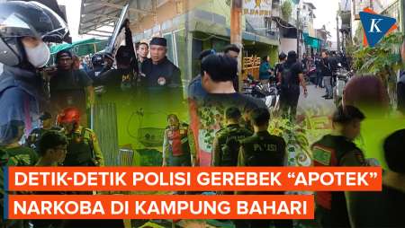 Detik-detik Penggerebekan di Kampung Bahari, Polisi Sita Alat Hitung Uang, Monitor, hingga Drone