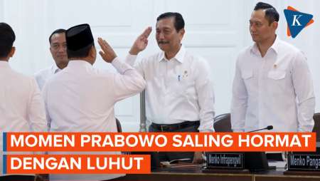 Momen Prabowo dan Luhut Saling Hormat Saat Sidang Kabinet Paripurna