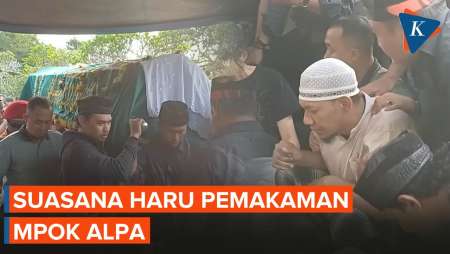 [FULL] Suasana Haru Pemakaman Mpok Alpa, Suami Kumandangkan Azan