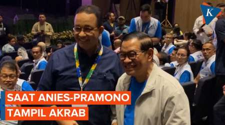 Potret Kemesraan Pramono-Anies, Foto dan Tertawa Bersama