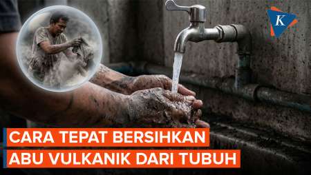 Cara Membersihkan Abu Vulkanik Anak Krakatau yang Menempel di Tubuh