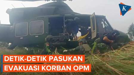 Bersenjata Lengkap! Pasukan TNI-Polri Evakuasi Korban Serangan OPM
