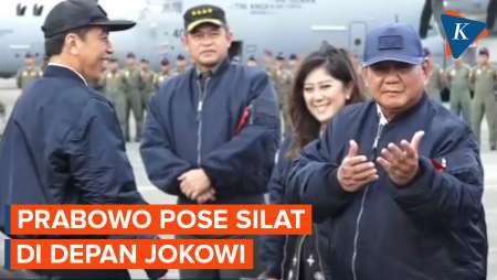 Momen Prabowo Berpose Silat di Depan Jokowi Saat Ditanya Kesehatannya