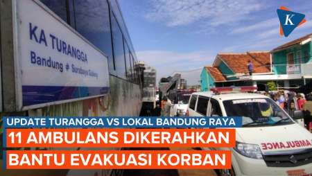 Dinkes Jabar Kerahkan 11 Ambulans untuk Evakuasi Korban Kecelakaan Turangga VS Lokal Bandung Raya