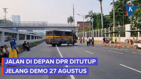 Jalan Semanggi ke Slipi di Depan Gedung DPR Ditutup Imbas Demo 27 Agustus