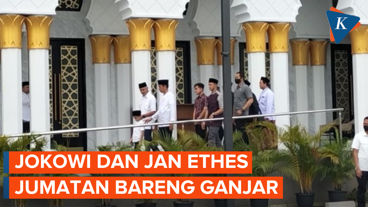 Jokowi, Jan Ethes, Gibran dan Ganjar Jumatan di Masjid Raya Sheikh Zayed Solo