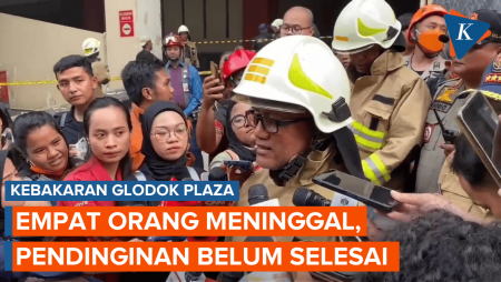 Empat Orang Tewas Akibat Kebakaran Glodok Plaza