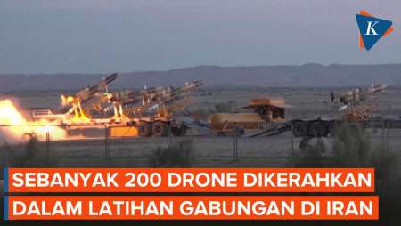 Detik-detik 200 Drone Diluncurkan Iran untuk Latihan Militer Besar-besaran