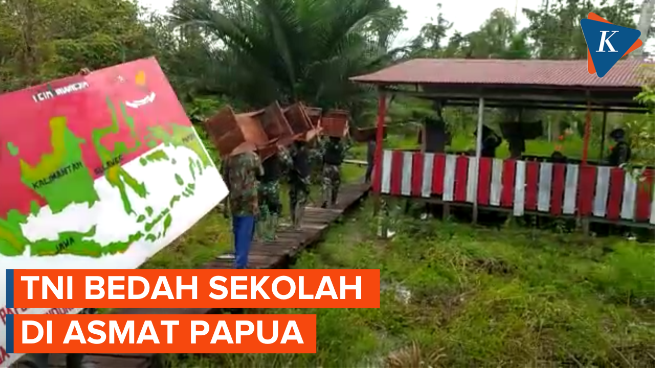 Satgas TNI Perbaiki Sekolah Rimba di Asmat Papua
