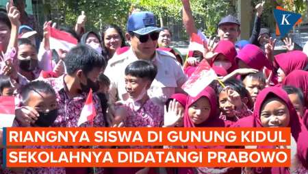 Potret Keceriaan Siswa SD di Gunung Kidul saat Sekolahnya Dikunjungi Prabowo Subianto