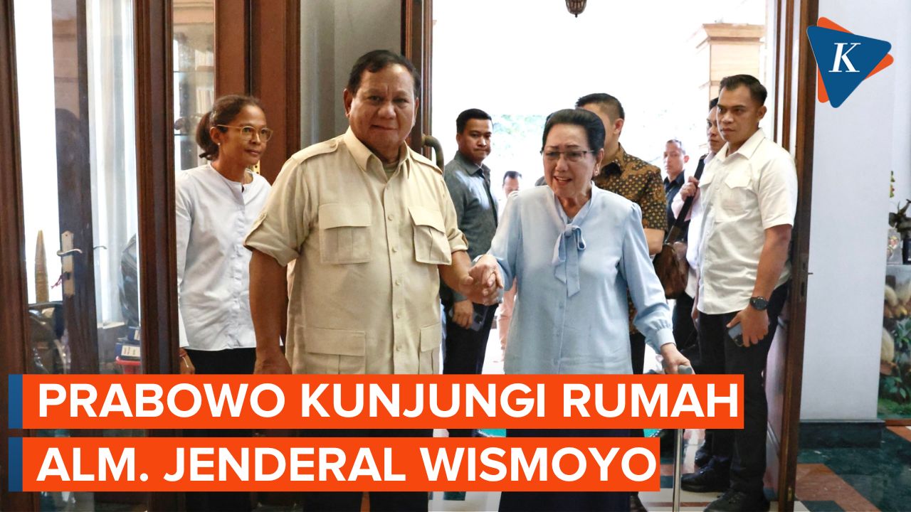Momen Prabowo Silaturahim ke Rumah Keluarga Jenderal Wismoyo