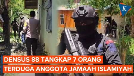 Densus 88 Tangkap 7 Orang Terduga Anggota Jamaah Islamiyah