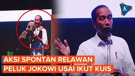 Detik-detik Presiden Jokowi Dipeluk Relawan yang Jawab Kuis dengan Tepat