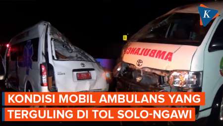 Kronologi Ambulans Terguling di Tol Solo-Ngawi, Hindari Kendaraan Lain Saat Jalan Licin