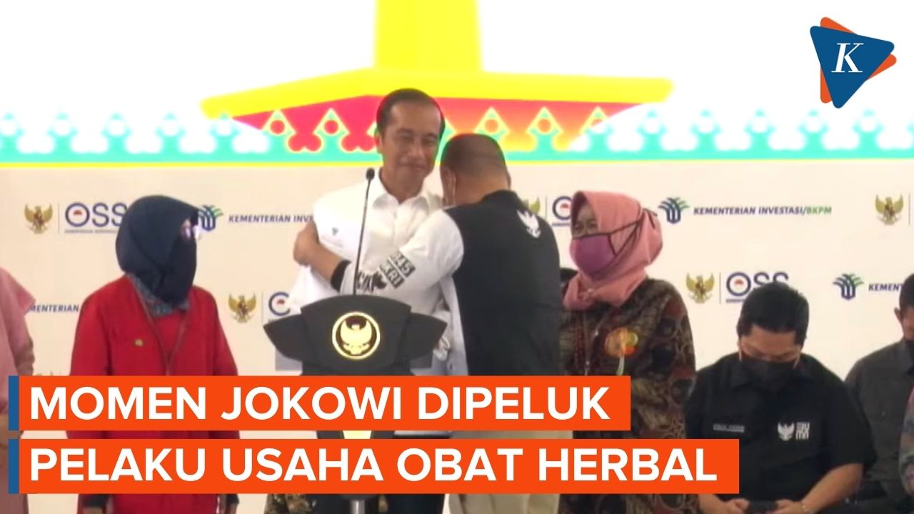 Ketika Pelaku Usaha Obat Herbal Minta Peluk Jokowi di Depan Umum