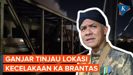 Ganjar Tinjau Lokasi Kecelakaan Truk dan KA Brantas di Semarang