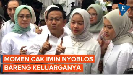 Momen Cak Imin Nyoblos Bareng Keluarganya di TPS Kemang, Pamer Tinta di Jari Telunjuk