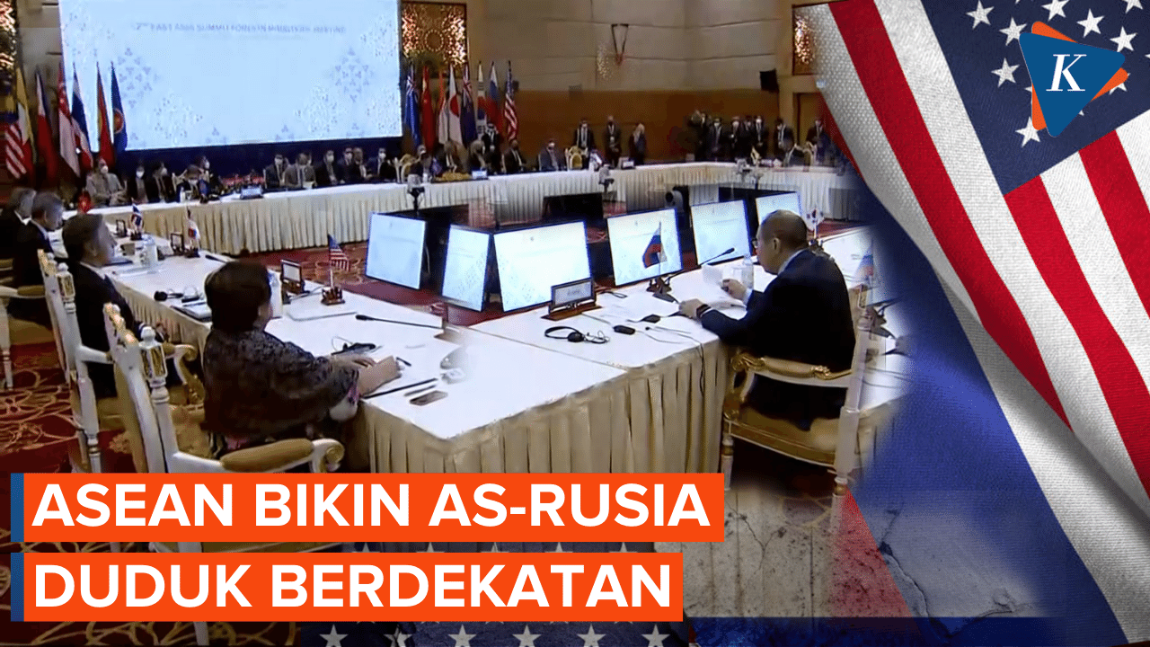 Menlu AS Antony Blinken Duduk di Dekat Menlu Rusia Sergey Lavrov di Pertemuan ASEAN