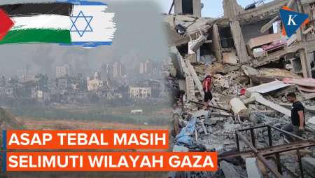 Penampakan Kepulan Asap Selimuti Gaza Dilihat dari Israel Selatan