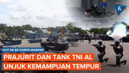 Aksi Prajurit Dan Tank TNI AL Unjuk Kemampuan Tempur Di HUT Korps Marinir