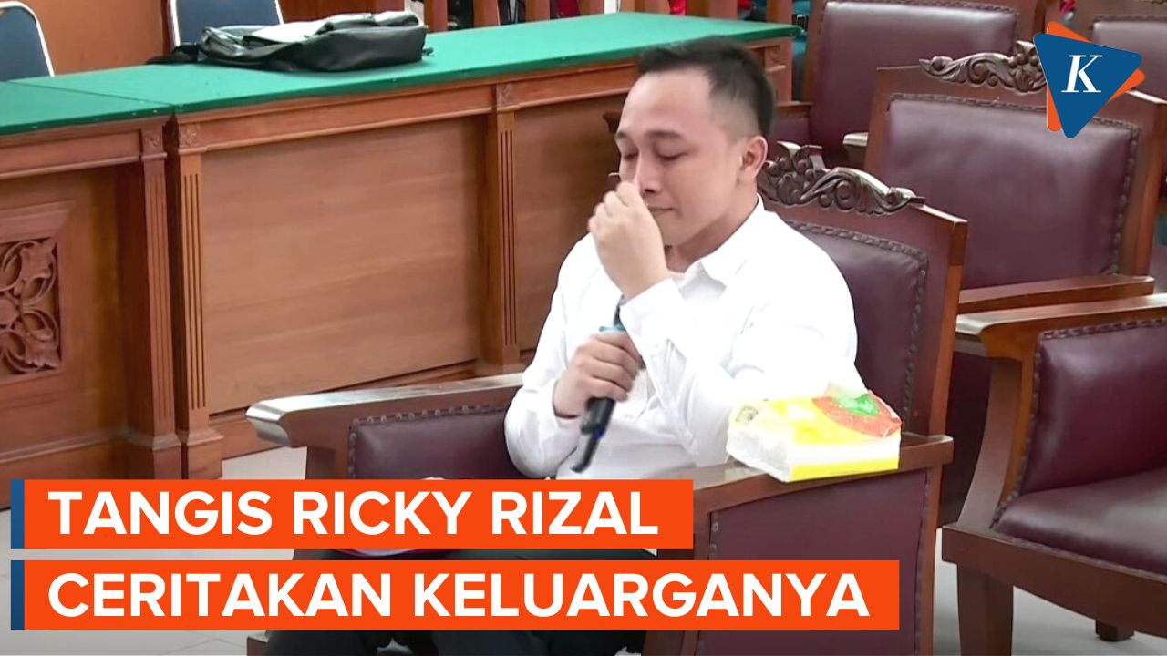 Isak Tangis Ricky Rizal Tak Terbendung saat Memohon Maaf dari Keluarganya di Sidang Pledoi