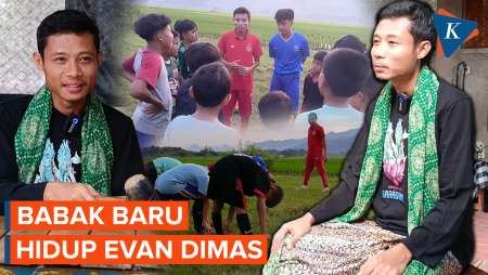 Wawancara Evan Dimas, Babak Baru Hidup Melatih di Lapangan Desa