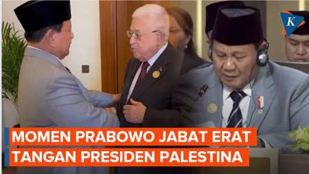 Momen Prabowo Jabat Erat Tangan Presiden Palestina Mahmoud Abbas