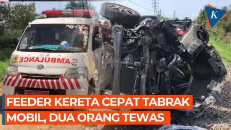 Feeder Kereta Cepat Tabrak Minibus, 2 Meninggal 4 Terluka