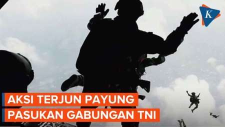 [FULL] Aksi Terjun Payung Pasukan Gabungan TNI di Lapangan Silang Monas