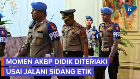 Momen AKBP Didik Tertunduk Usai Jalani Sidang Etik Narkoba