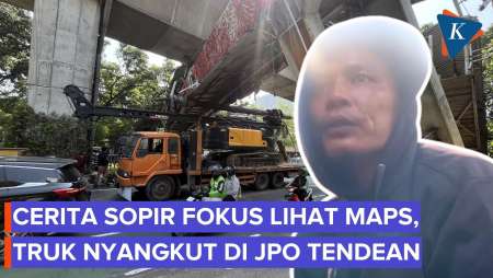 Cerita Sopir Truk Tabrak JPO Tendean Jaksel Sampai Terbelah, Tak Lihat Jalan Karena Cek Maps