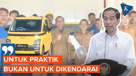 Jokowi Serahkan Mobil Listrik ke SMKN 1 Rangas: Untuk Praktik, Bukan Dikendarai