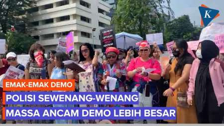 Demo Emak-Emak di Kebon Sirih Bubar, Massa Kritik Polisi dan Ancam Gelar Aksi Lebih Besar