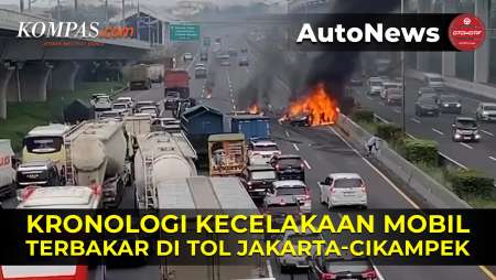 Kecelakaan Mobil Terbakar di Tol Jakarta-Cikampek, Imbas Pecah Ban