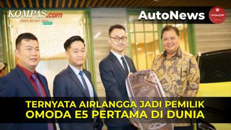 Airlangga Hartanto Jadi Pemilik Pertama Omoda E5 di Dunia