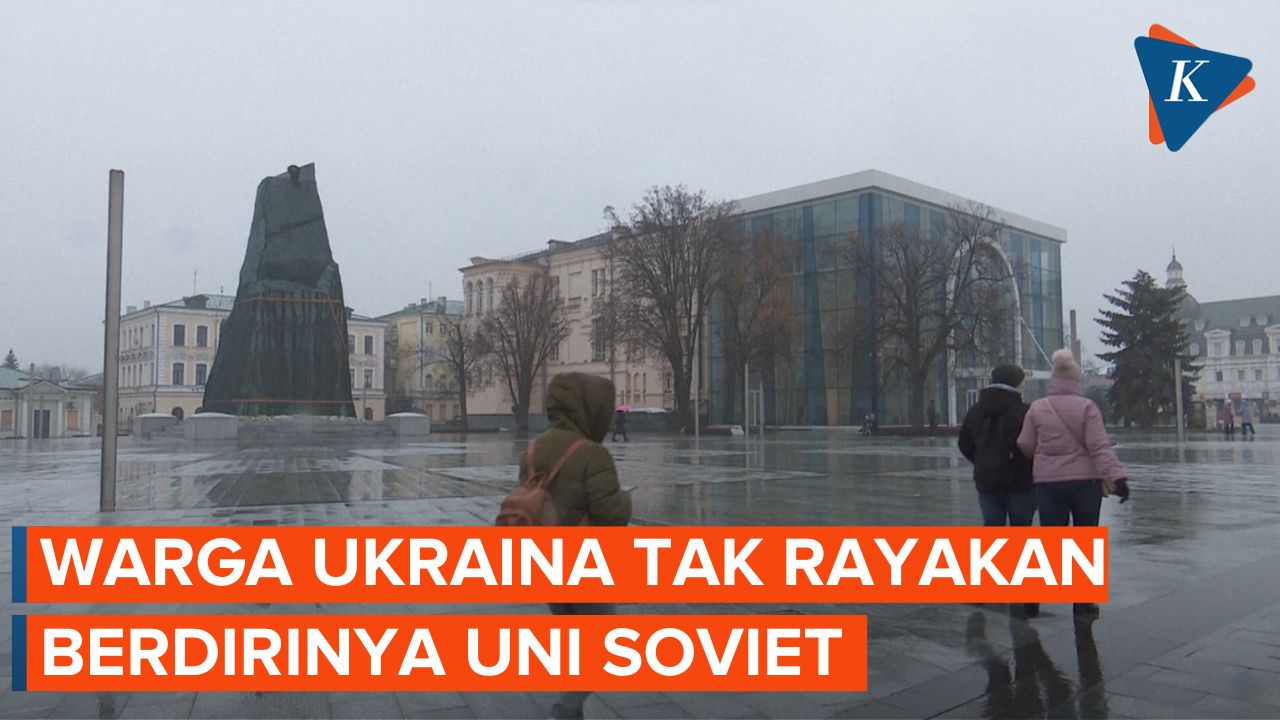 Reaksi Warga Kharkiv Terhadap Peringatan Seratus Tahun Berdirinya Uni Soviet