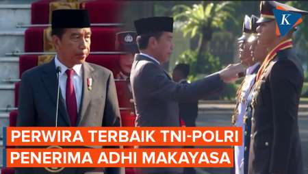 Jokowi Beri Penghargaan Adhi Makayasa 2024 untuk Empat Perwira Terbaik TNI-Polri