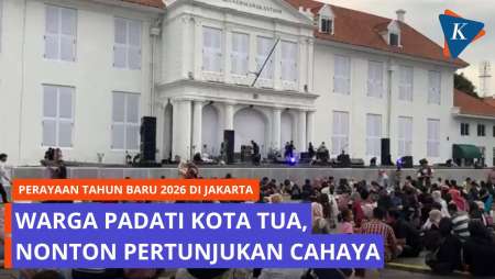 Suasana Kota Tua Jelang Tahun Baru, Warga Cari Spot Nonton Festival Cahaya