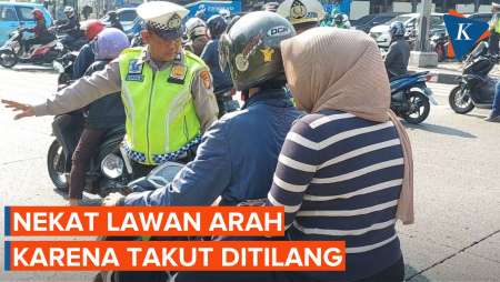 Hindari Polisi, Pengendara Motor Nekat Lawan Arah Saat Operasi Patuh Jaya