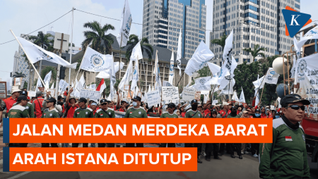 Suasana Terkini Hari Buruh, Jalan Medan Merdeka Barat Ditutup