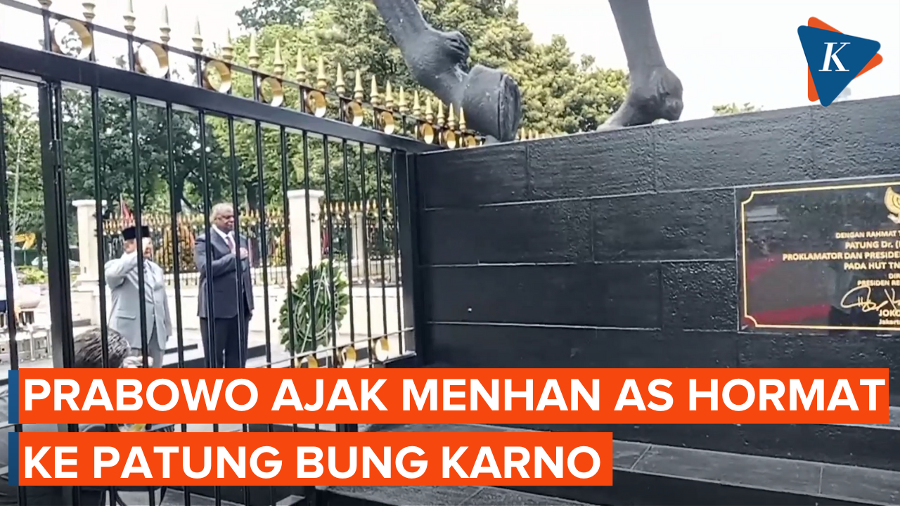 Sambut Menhan AS di Indonesia, Prabowo Ajak Austin beri Hormat ke Patung Bung Karno