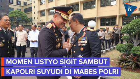 Kapolri Jenderal Suyudi Langsung Ke Mabes Polri Usai Dilantik, Disambut Listyo Sigit